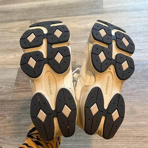 New Balance Off-White 9060 Athletic Shoes - Picture 5 of 6